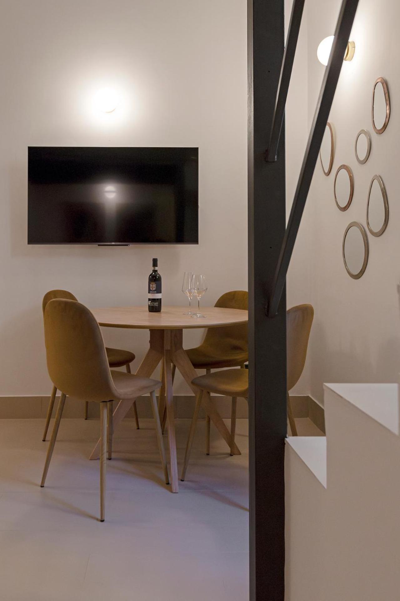 Restart Accommodations Colle Oppio E Paganini 로마 외부 사진